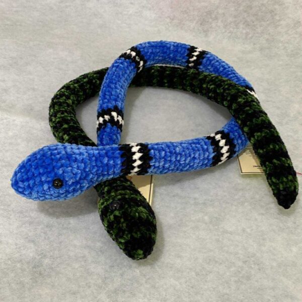 Plushy Snakes